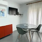Agi Arago Appartement *