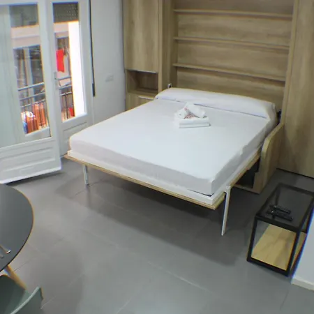 Agi Arago アパート